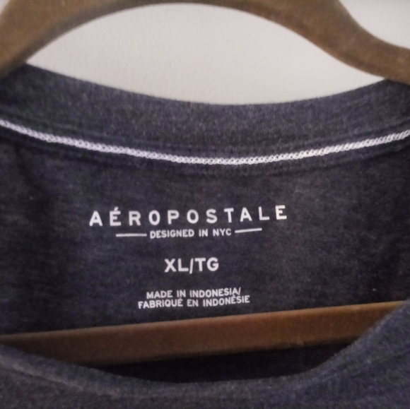 Aeropostale tee - Picture 2 of 2